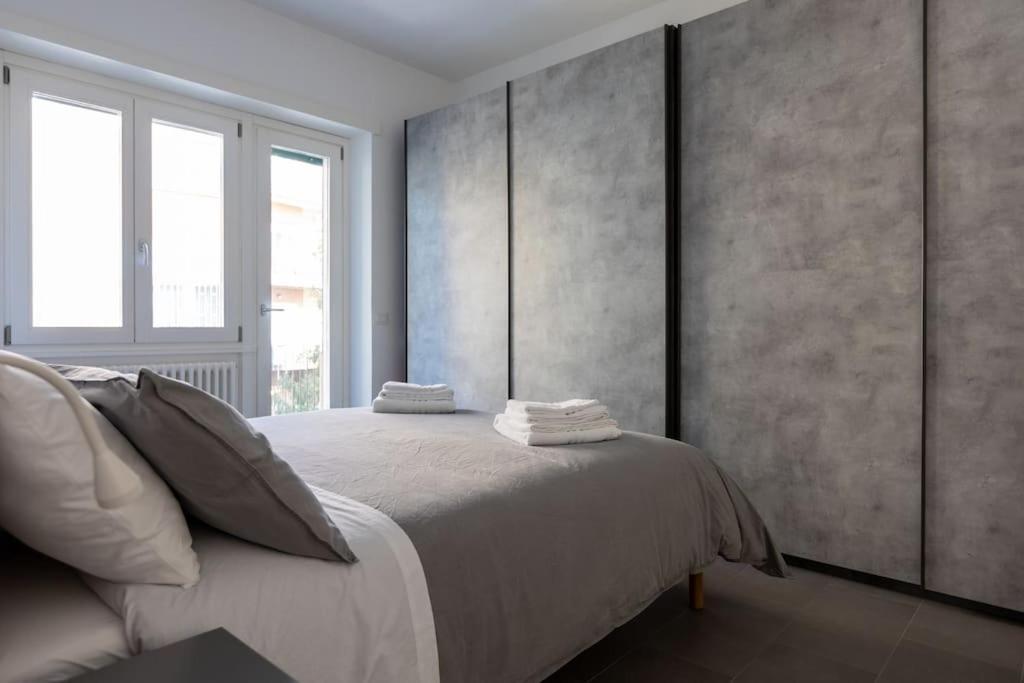 Great Home Laurentina Metro B 로마 외부 사진