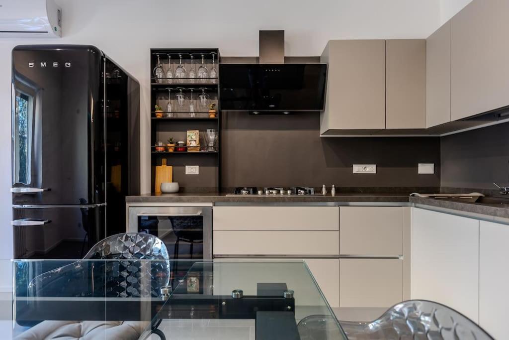 Great Home Laurentina Metro B 로마 외부 사진